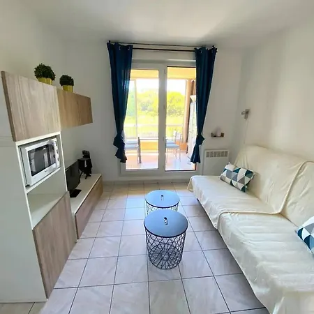 Studio Charmant A Sur Mer 25m² Piscine Partagee